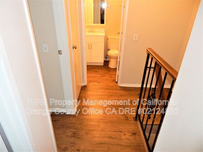 Foto del edificio - 4634 Via Vista Cir