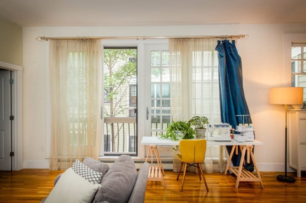 Juliette Balcony - 80 Webster Ave