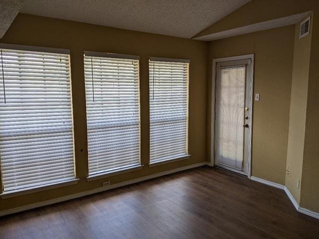 Building Photo - 3101 Townbluff Dr