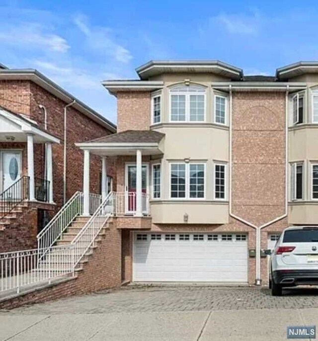 Primary Photo - 29A Delia Blvd