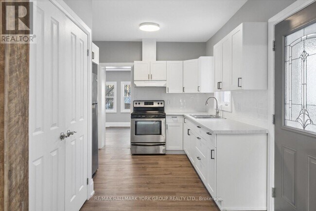 Photo du bâtiment - 16 Albert St N