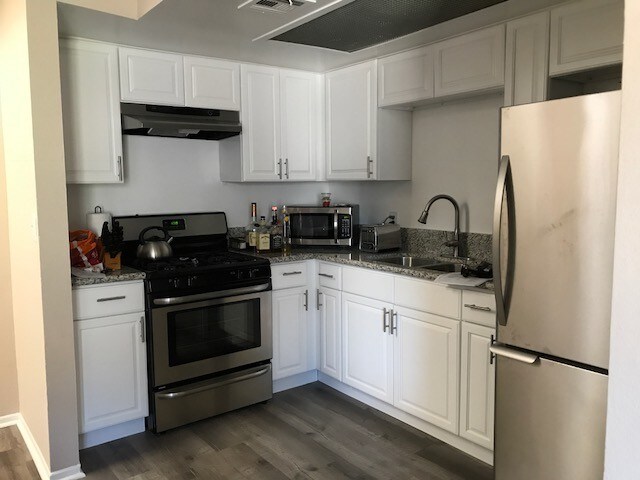 kitchen - 14307 Foothill Blvd