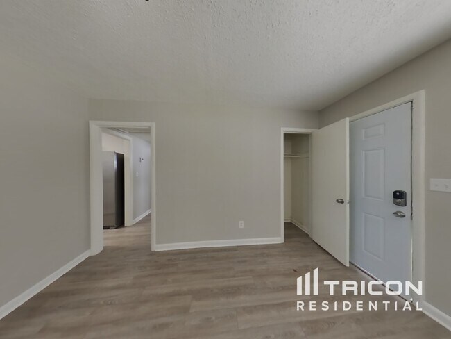 Building Photo - 2703 Arlex Drive E Jacksonville FL