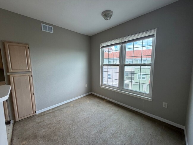 Building Photo - ANNUAL RENTAL - 1 BED / 1 BATH - THE TIDES AT PELICAN LANDING