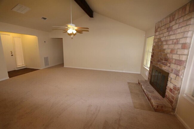 Building Photo - 9846 Sagepike Dr