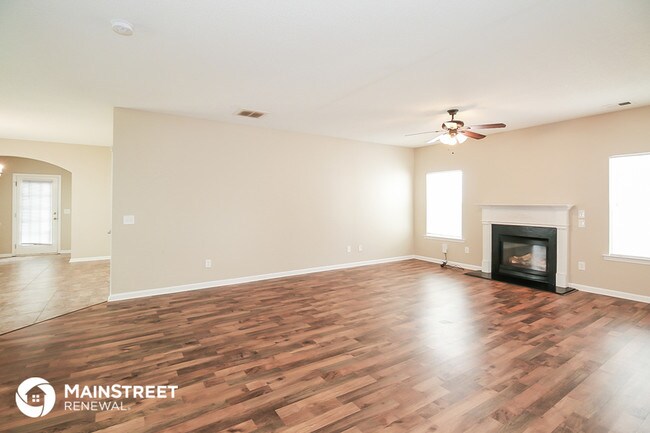 Building Photo - 3302 Tiara Cir