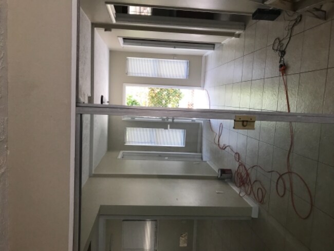 Foto del edificio - 108 N 11th St