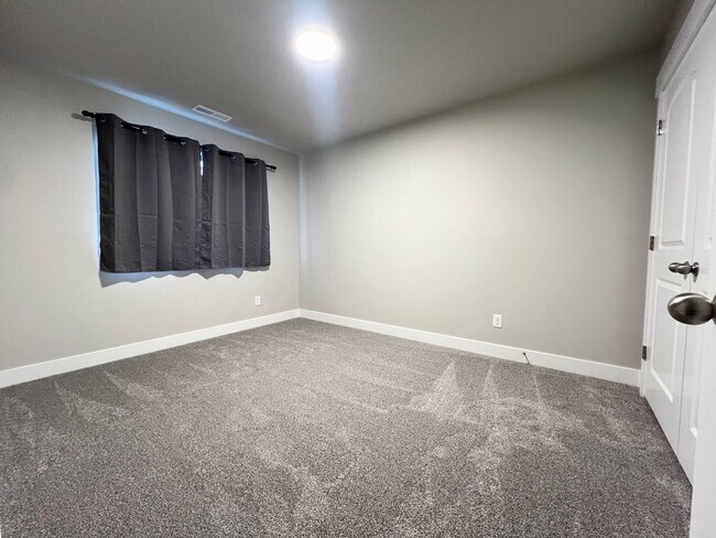 Foto del edificio - Newly built 3 Bed/2.5 Bath Townhome