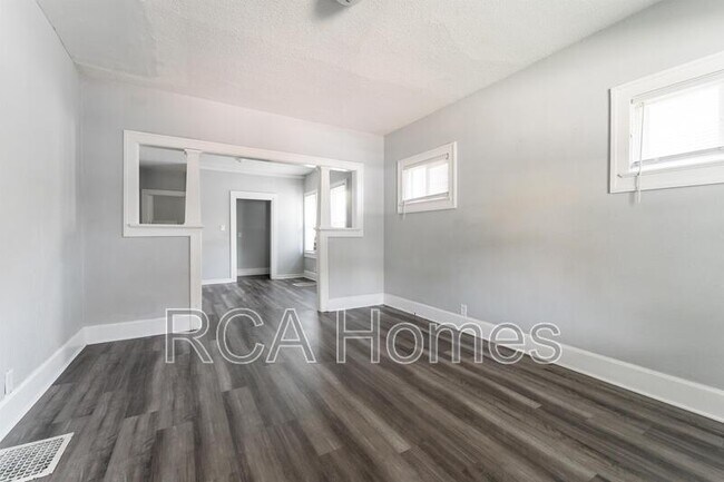 Foto del edificio - 1411 N Belleview Pl