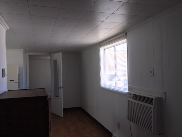 Foto del edificio - 516 E 1st St