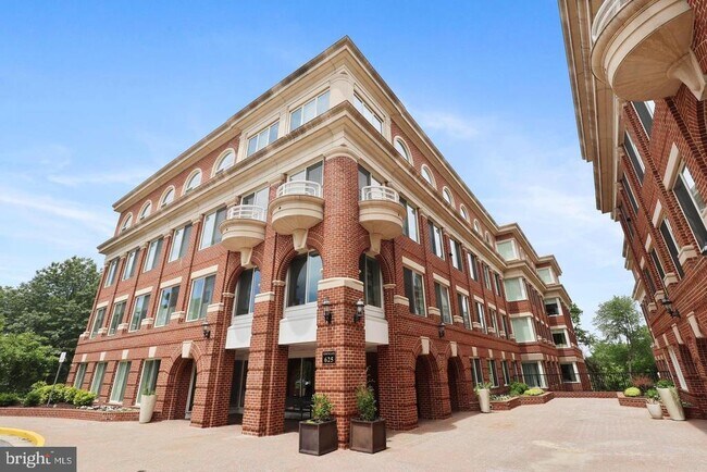Foto del edificio - 625 Slaters Ln
