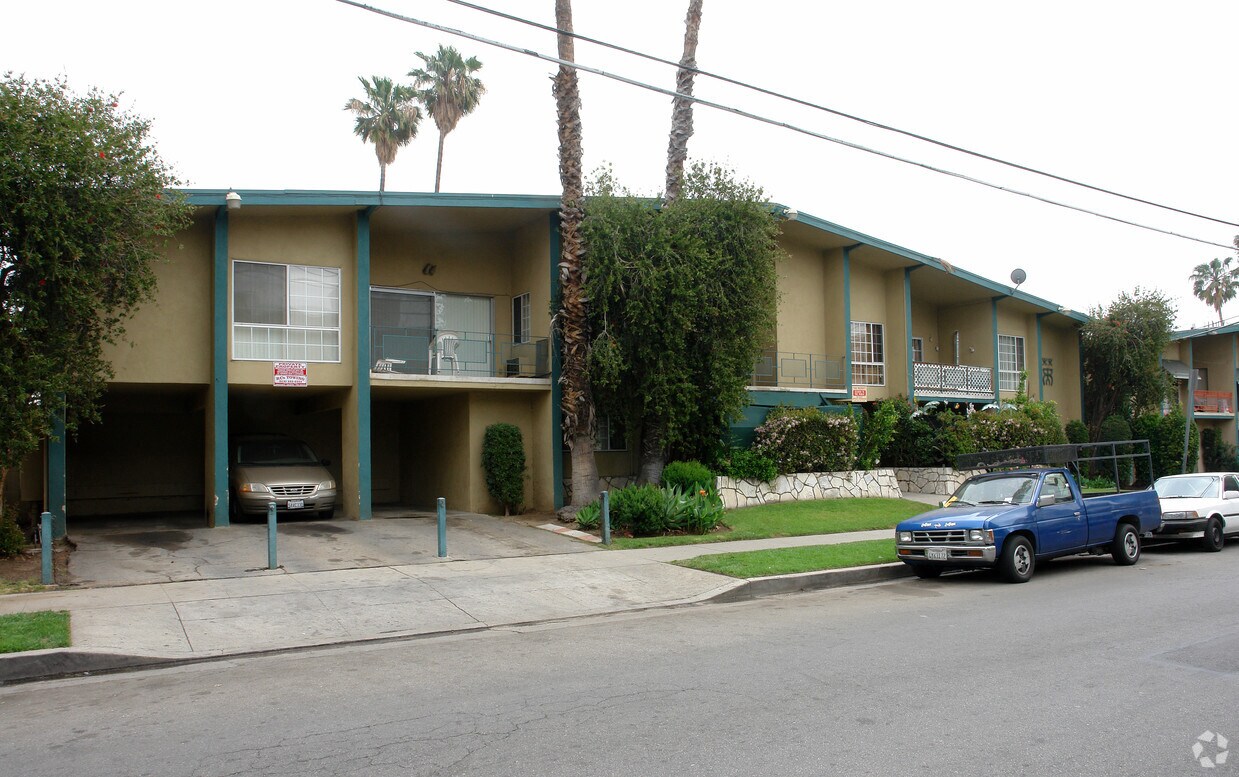 8526 ¡Willis ¡alejado - 8526 Willis Ave
