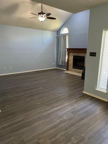 Foto del edificio - 510 Raintree Cir