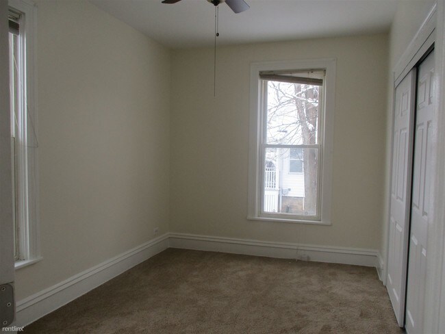 Foto del edificio - 303 N Cook St