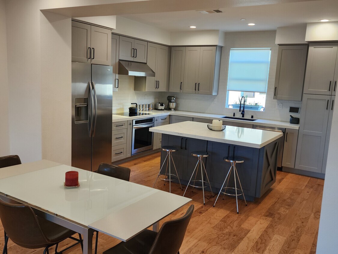 kitchen - 1846 Arroyo Willow Ln