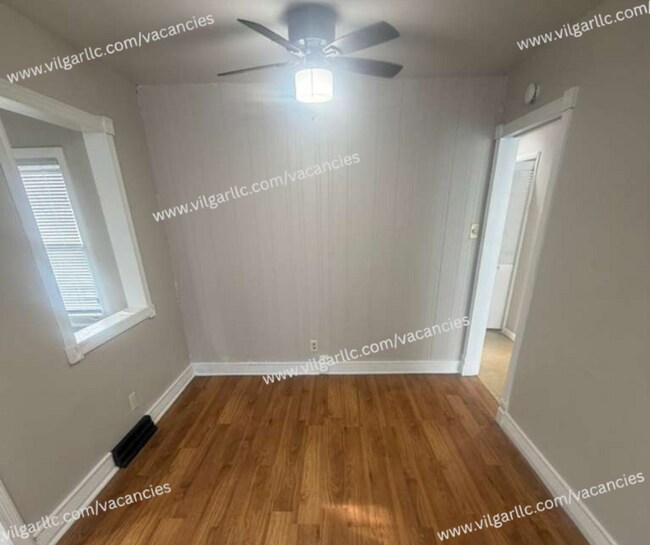 Foto del edificio - Updated 2-Bedroom • 1-Bathroom Home