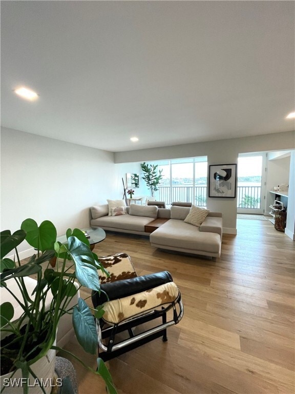Foto del edificio - 3500 Gulf Shore Blvd N