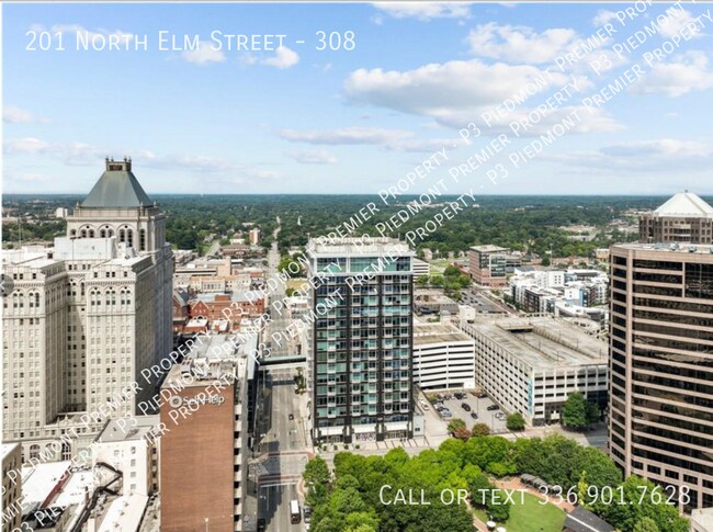 Foto del edificio - 201 N Elm St