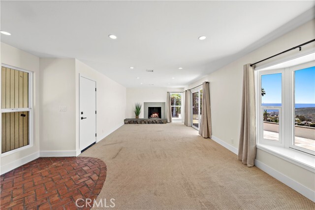 Building Photo - 3069 Zell Dr