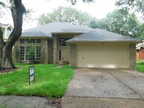 Building Photo - 122 High Meadows Dr