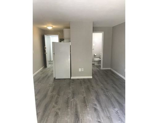 Foto principal - 469 Westfield St
