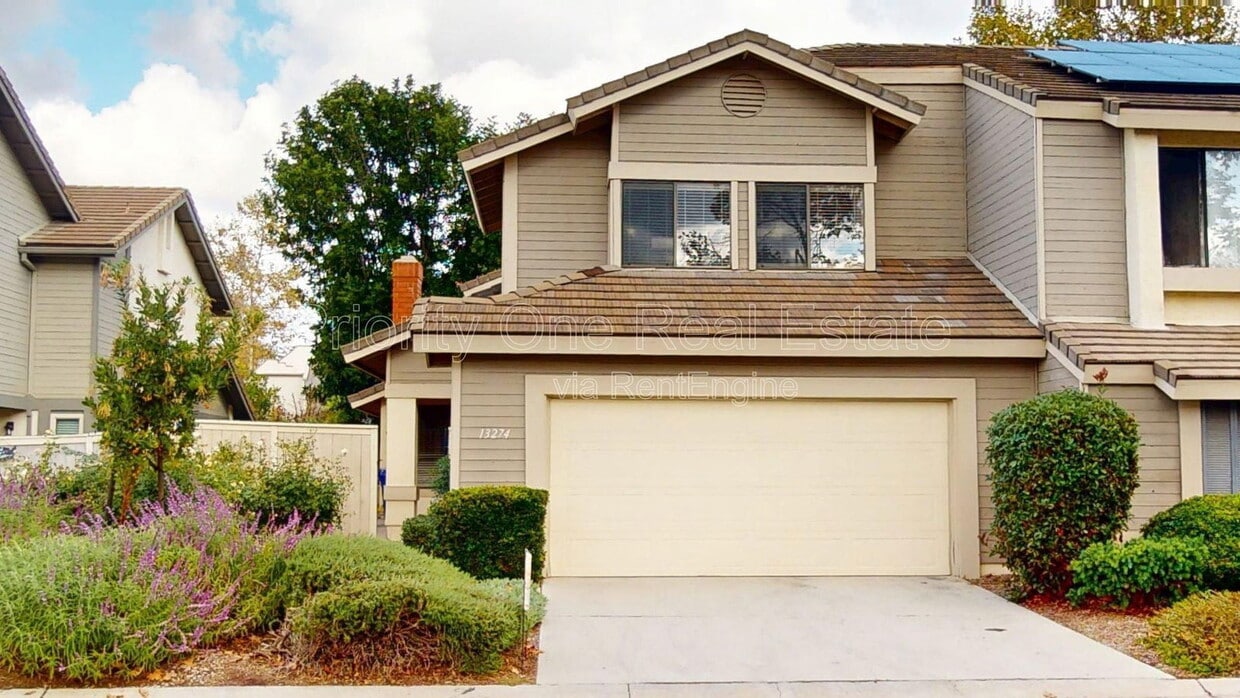 Foto principal - 13274 Creek Park Ln