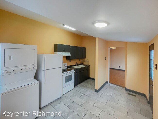 Building Photo - 2 br, 1 bath House - 14 E Clay St  B