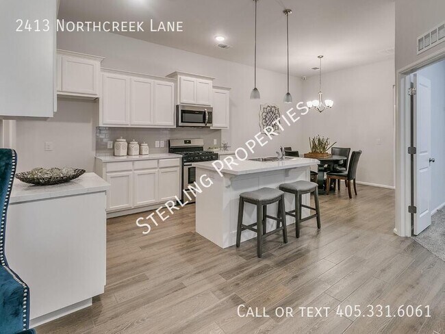 Foto del edificio - 2413 Northcreek Ln