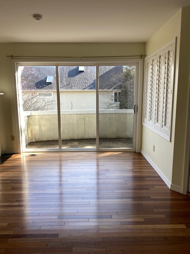 Foto del edificio - 7323 Old Redmond Rd