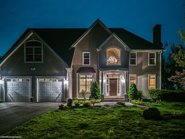 Foto del edificio - 6 Romano Ct