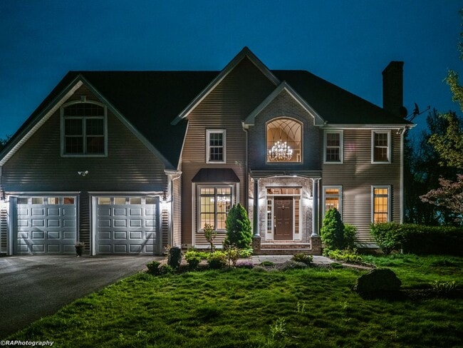 Photo - 6 Romano Ct House