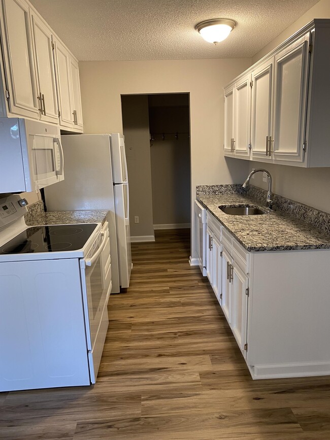 Building Photo - 814 Old Settlers Trail