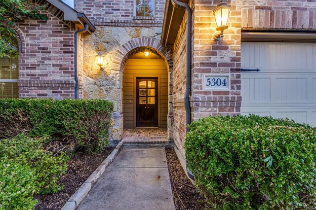 Foto del edificio - 5304 Grove Cove Dr
