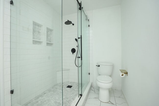 Building Photo - 13506 Charwell Crossing Ln