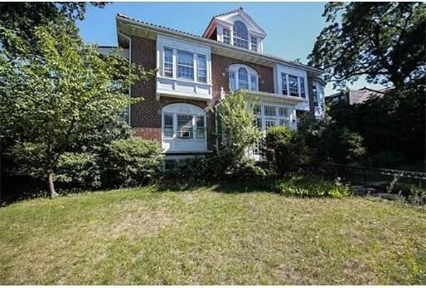 Primary Photo - 1776 Commonwealth Avenue