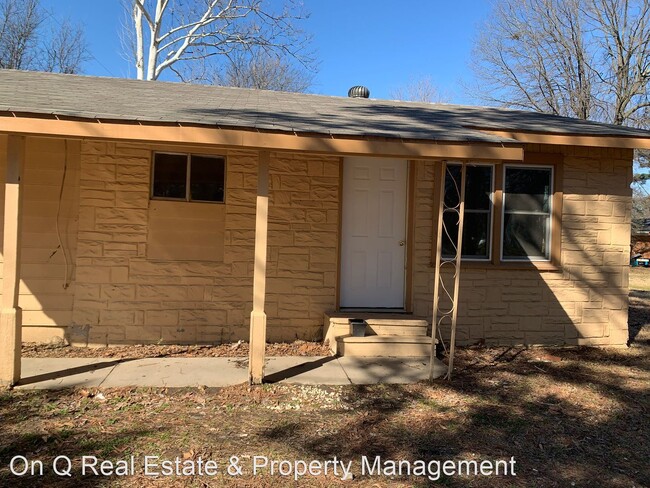 Building Photo - 2 br, 1 bath House - 305 Cole