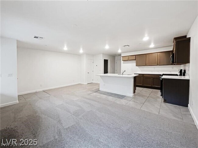 Foto del edificio - 3610 Tripoli Cv Ave