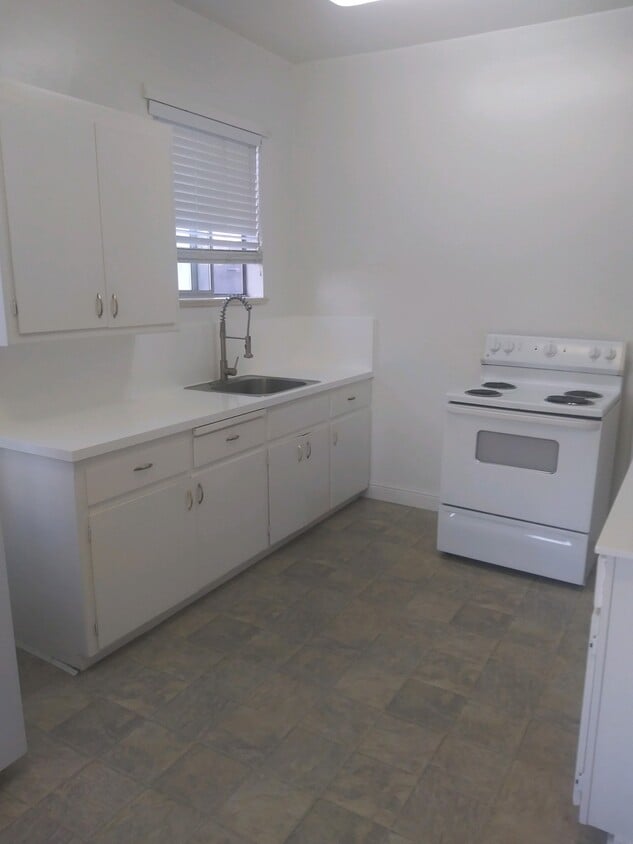 789 El Camino Real, Burlingame, CA 94010 Apartments in Burlingame, CA