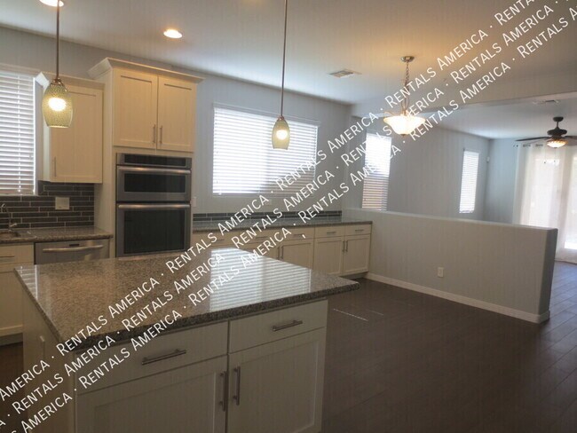 Foto del edificio - 3636 E Lodgepole Dr
