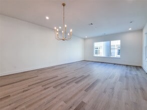 Building Photo - 7703 Earl Rudder Wy