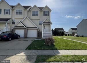 Building Photo - 338 Northdown Dr