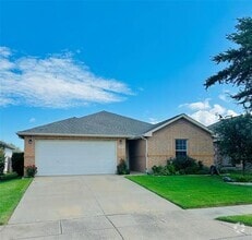 Building Photo - 12801 Skeeter Ln
