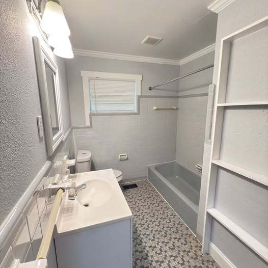 Foto del edificio - 441 Meadowbrook Dr SE