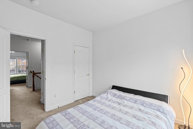 Foto del edificio - 8328 Gibbs Way