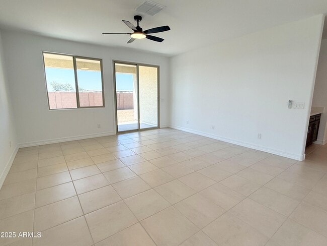 Building Photo - 17017 W Shangri La Rd