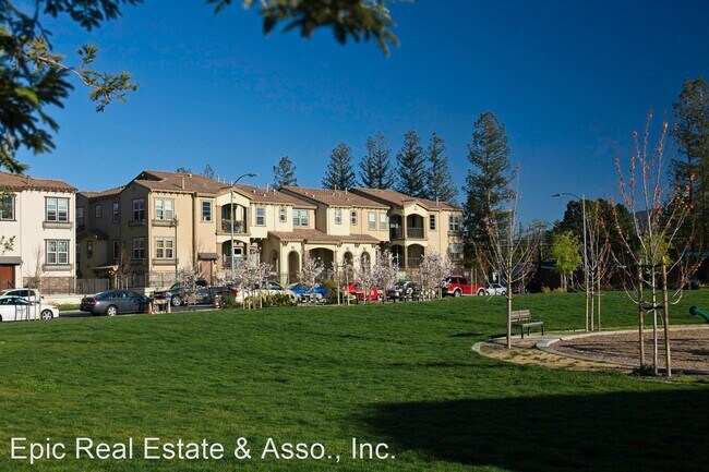Building Photo - 4816 Portola Redwood Ln