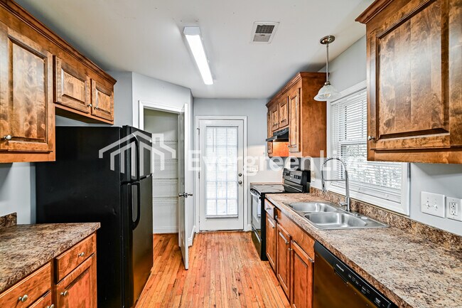 Foto del edificio - 133 St Andrews Pl Dr