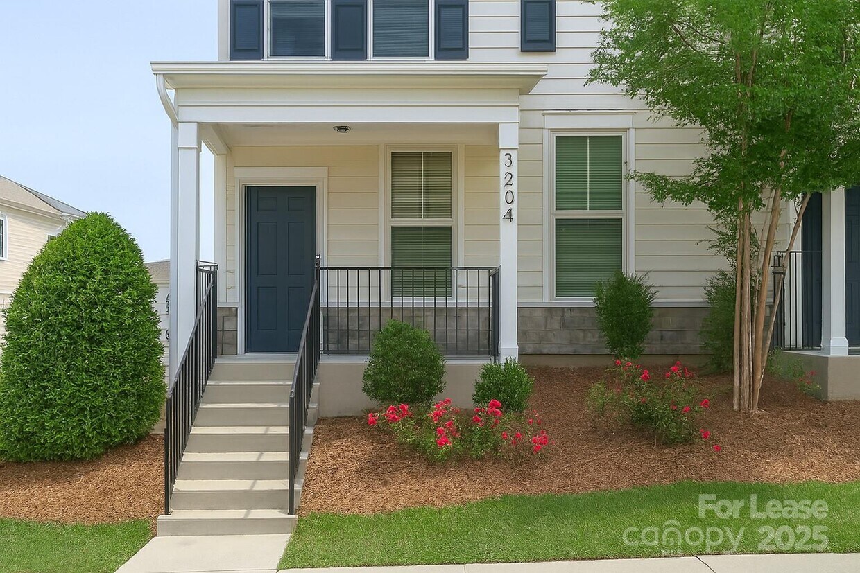 Foto principal - 3204 Glenn Hope Way