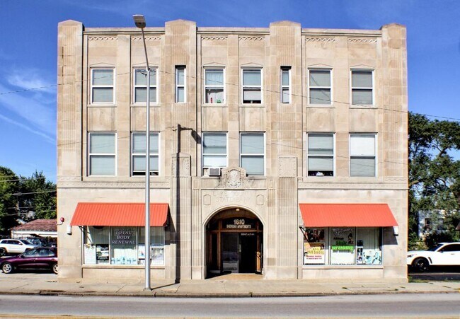 Foto del edificio - 1610 Sheridan Rd