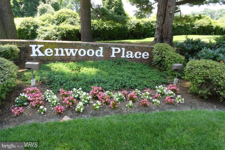 Foto principal - 5301 Westbard Cir